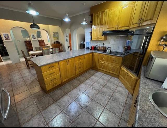 3 BEDROOM HOUSE FOR SALE IN TERENURE